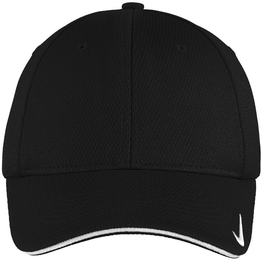 NKFD9718-Black/ White